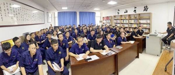 公司組織開(kāi)展質(zhì)量培訓活動(dòng)1.jpg